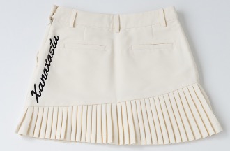 プリーツスカート