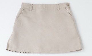 プリーツスカート