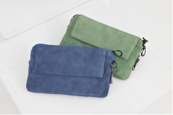 先着30名様限定17％OFF　高級鹿革ショルダーバッグ