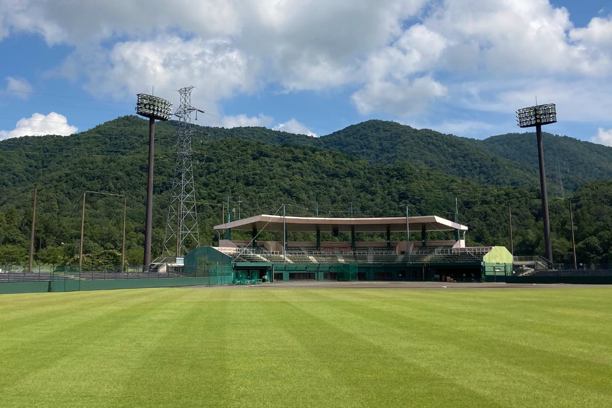 草, 屋外, 山, フィールド が含まれている画像

AI 生成コンテンツは誤りを含む可能性があります。