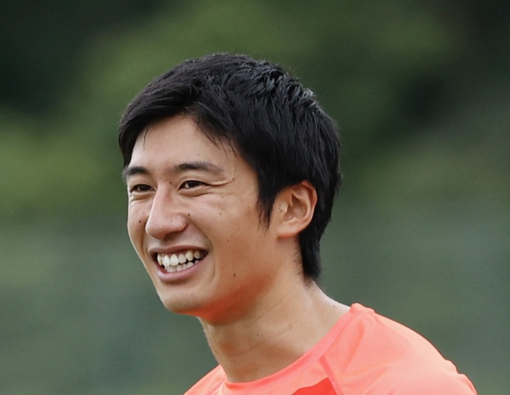 赤いシャツを着ている男性

AI 生成コンテンツは誤りを含む可能性があります。